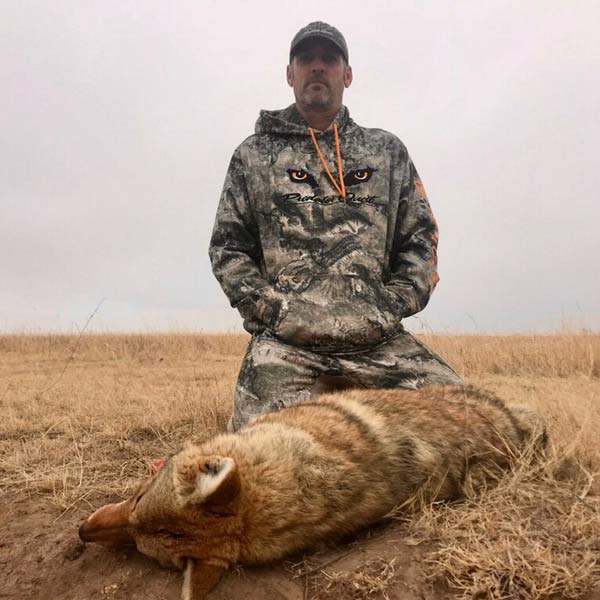 predator hunting, hunting, hunting tips, coyote calling, les johnson, coyote hunting