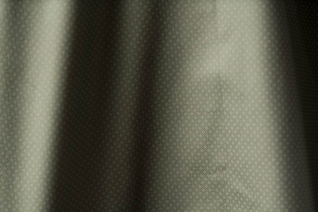 Comfortable lightweight polyester fabric