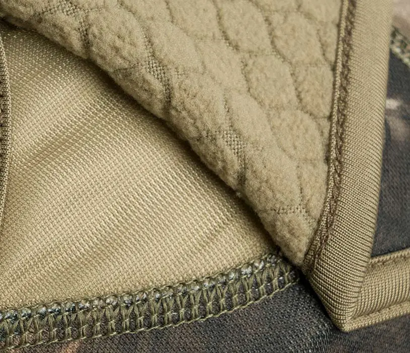 Comfortable built-in beanie.