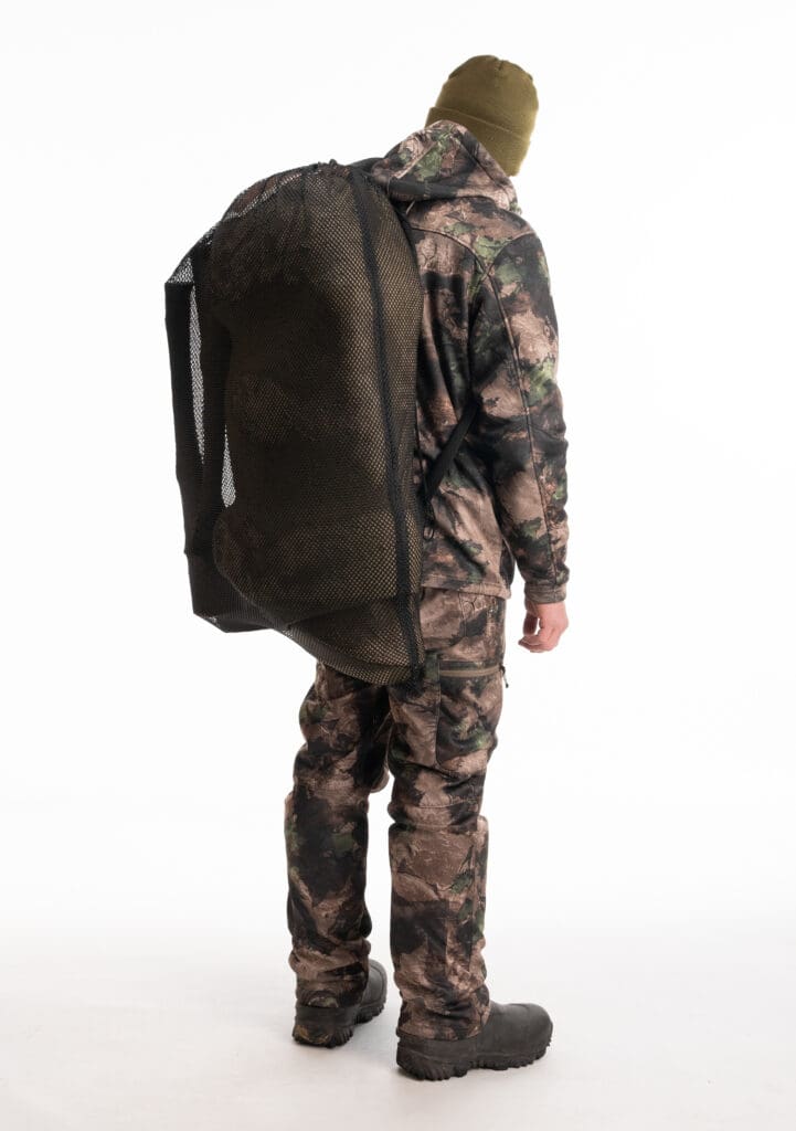 Carry bag included