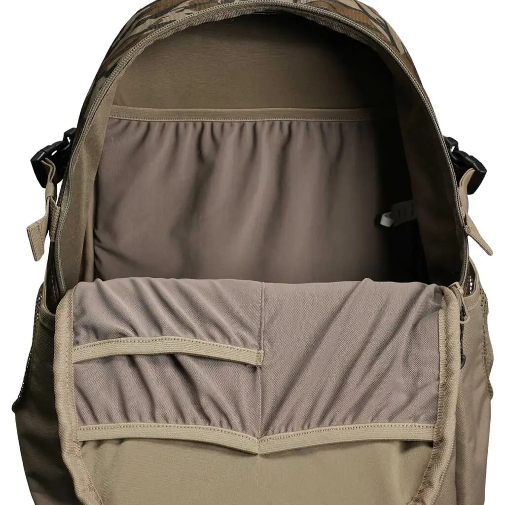 2 front pockets, 2 side pockets, interior organizing pockets 