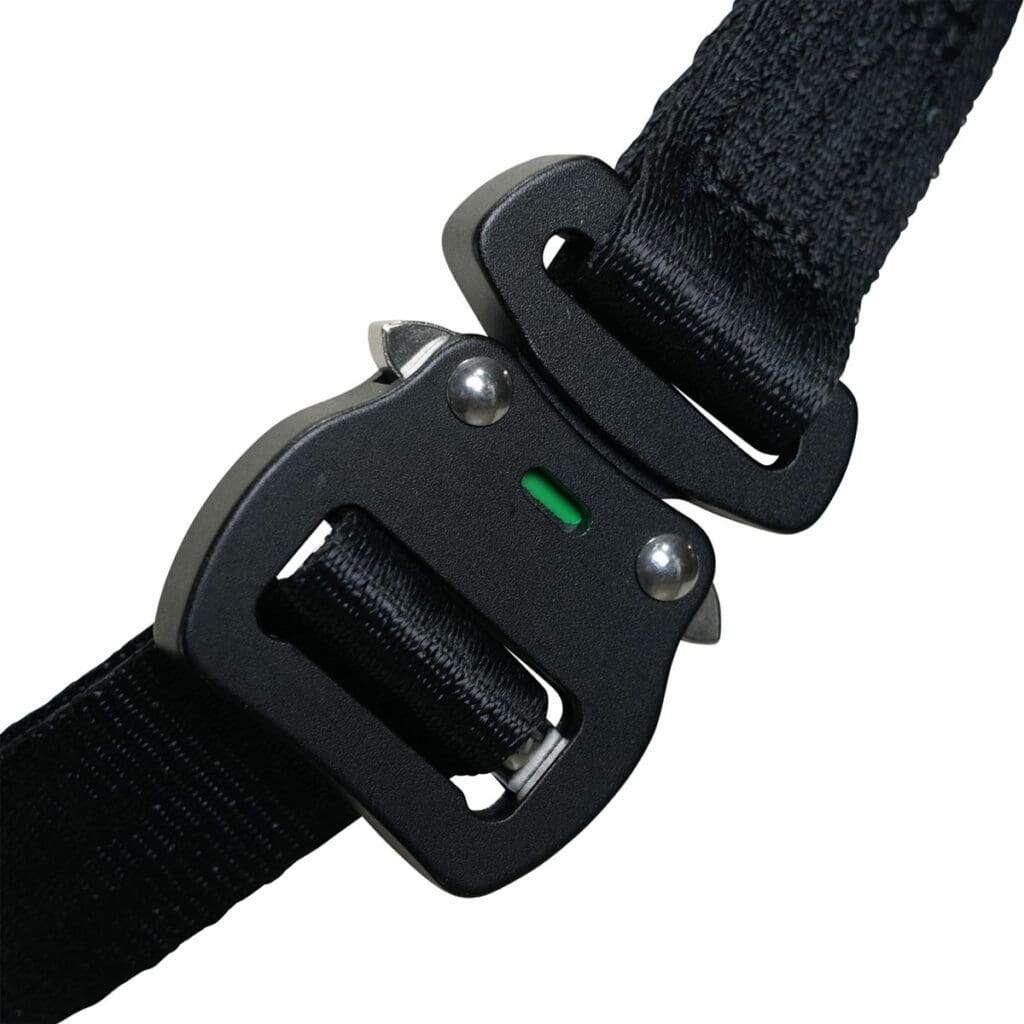 Quick release buckles